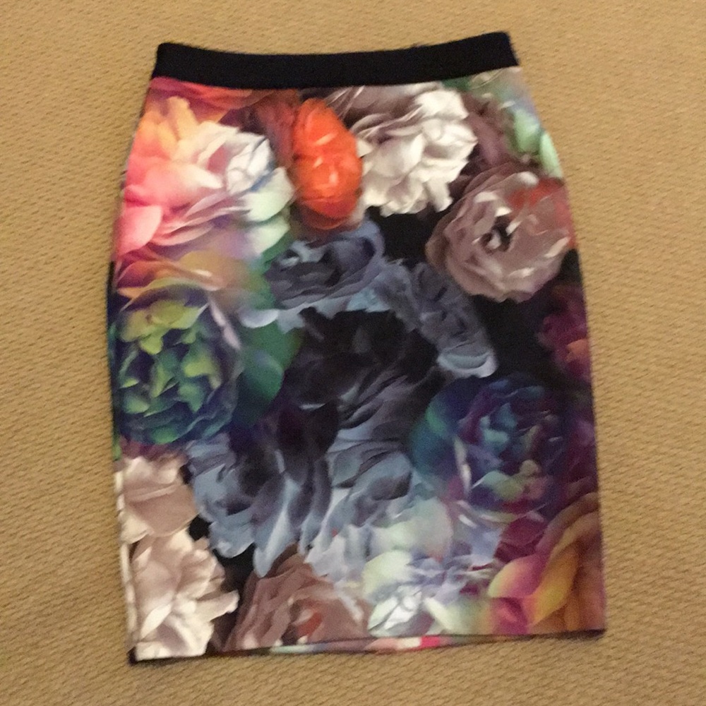 Pencil skirt 3 UK 8-10 US